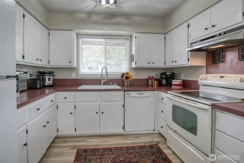 Property photo for 218 Holly Lane, Cosmopolis photo 11