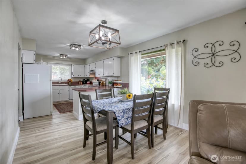 Property photo for 218 Holly Lane, Cosmopolis photo 9