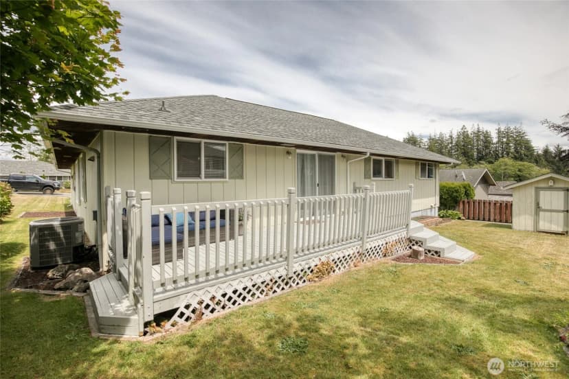 Property photo for 218 Holly Lane, Cosmopolis photo 4