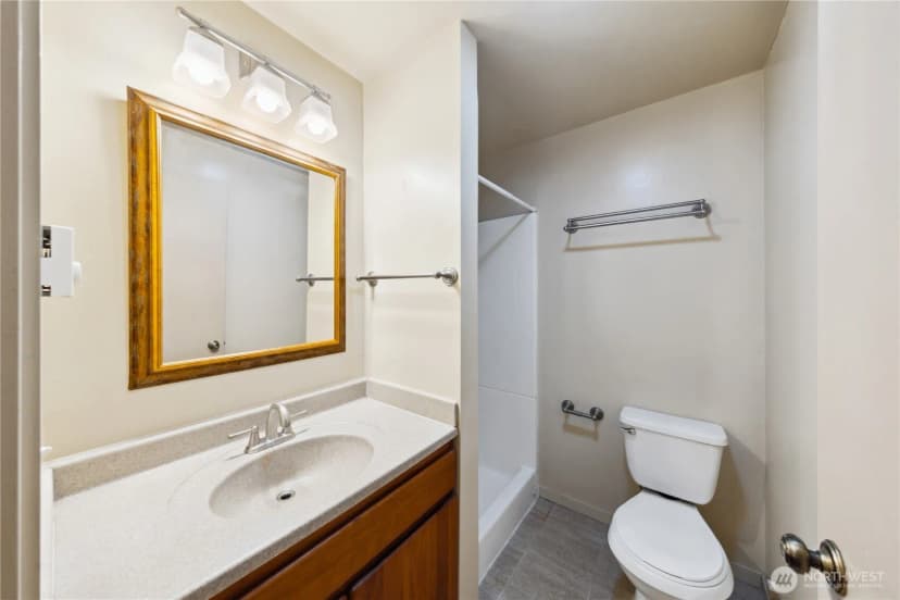 Property photo for 705 Shelter Bay Drive, La Conner photo 22