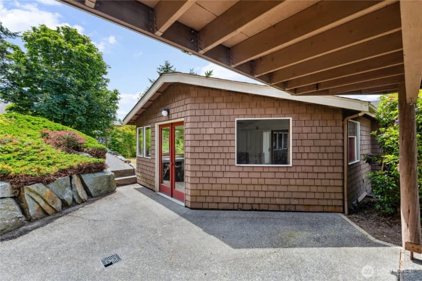 Property photo for 705 Shelter Bay Drive, La Conner photo 26