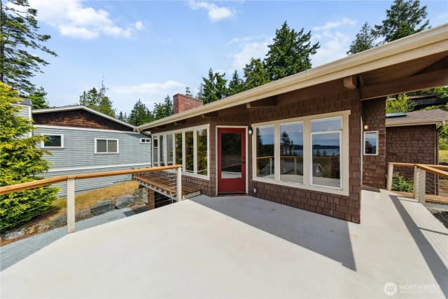 Property photo for 705 Shelter Bay Drive, La Conner photo 5