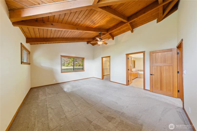Property photo for 705 Shelter Bay Drive, La Conner photo 13