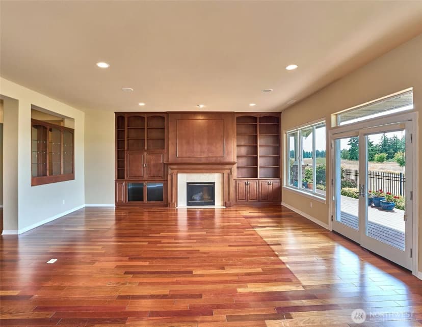 Property photo for 8025 Columbia Way Ne, Lacey photo 7