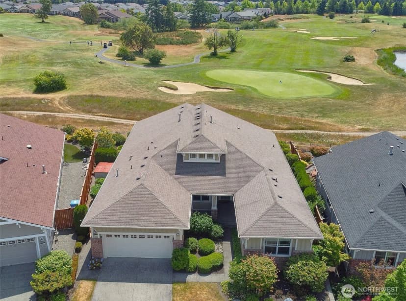 Property photo for 8025 Columbia Way Ne, Lacey photo 2