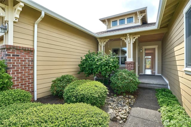 Property photo for 8025 Columbia Way Ne, Lacey photo 3