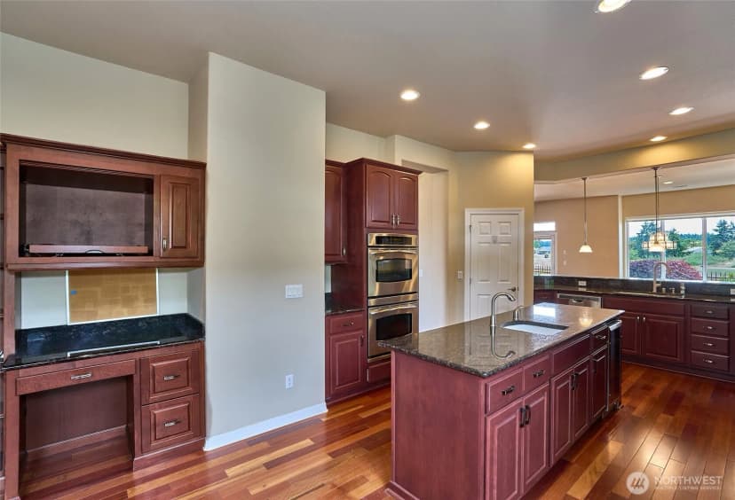 Property photo for 8025 Columbia Way Ne, Lacey photo 10