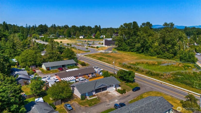 Property photo for 3305 Hollywood Avenue, Bellingham photo 37