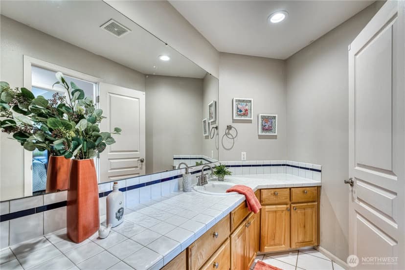 Property photo for 821 23rd Avenue Nw, Gig Harbor photo 28