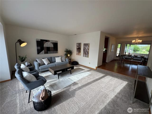 Property photo for 18509 22nd Avenue E, Tacoma photo 5