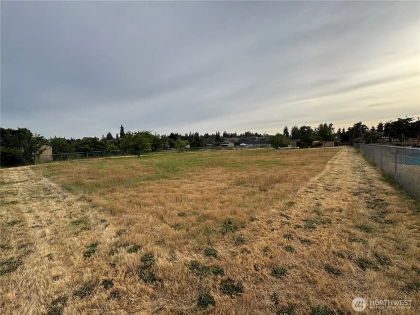 Property photo for 18509 22nd Avenue E, Tacoma photo 34