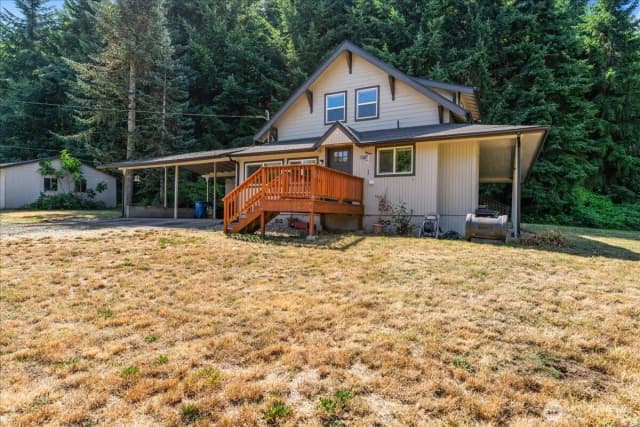 Property photo for 160 Isaacson Drive, Kelso photo 3