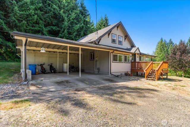 Property photo for 160 Isaacson Drive, Kelso photo 4