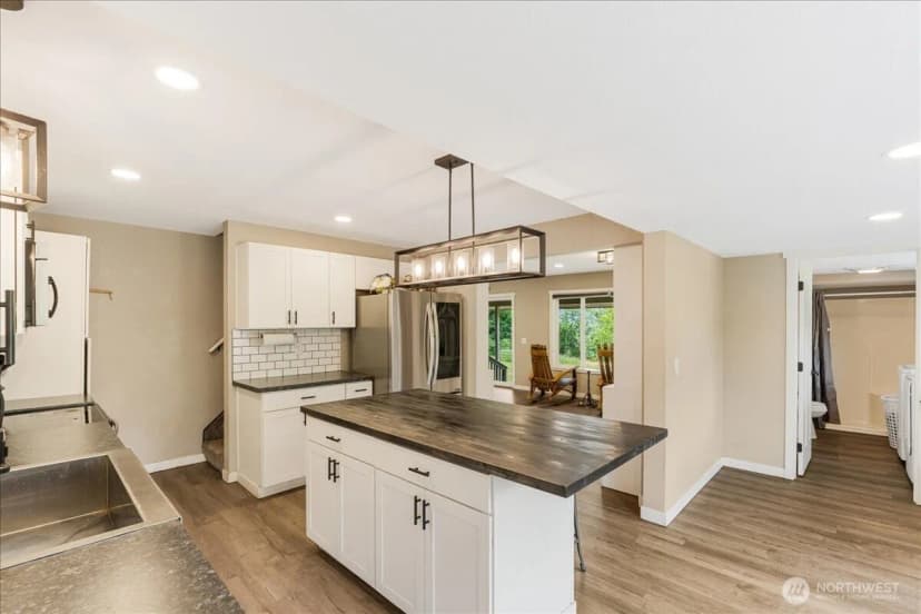 Property photo for 160 Isaacson Drive, Kelso photo 7