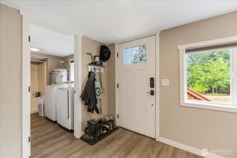 Property photo for 160 Isaacson Drive, Kelso photo 31
