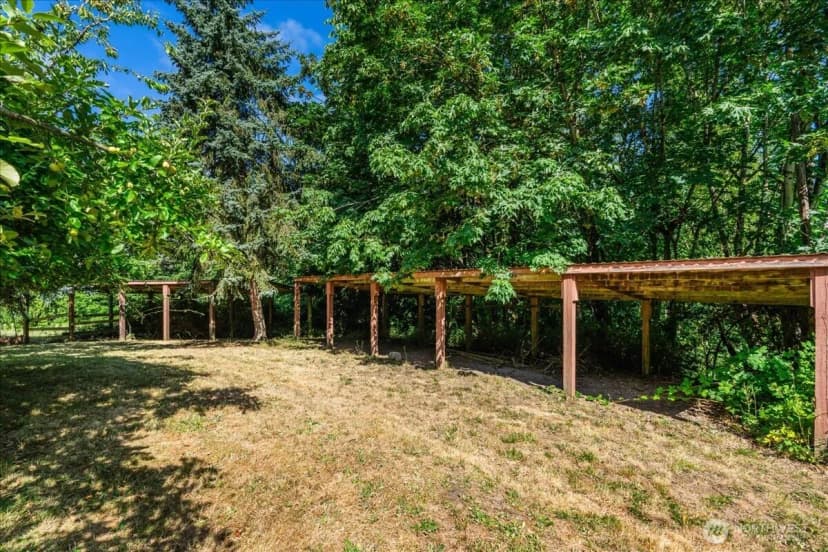Property photo for 160 Isaacson Drive, Kelso photo 37