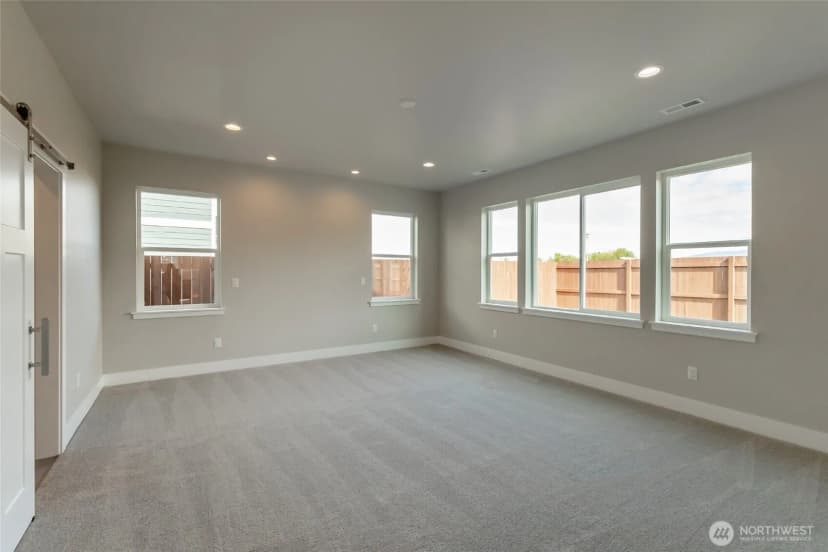 Property photo for 402 E Heatherstone Court, Ellensburg photo 19