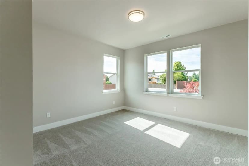 Property photo for 402 E Heatherstone Court, Ellensburg photo 18