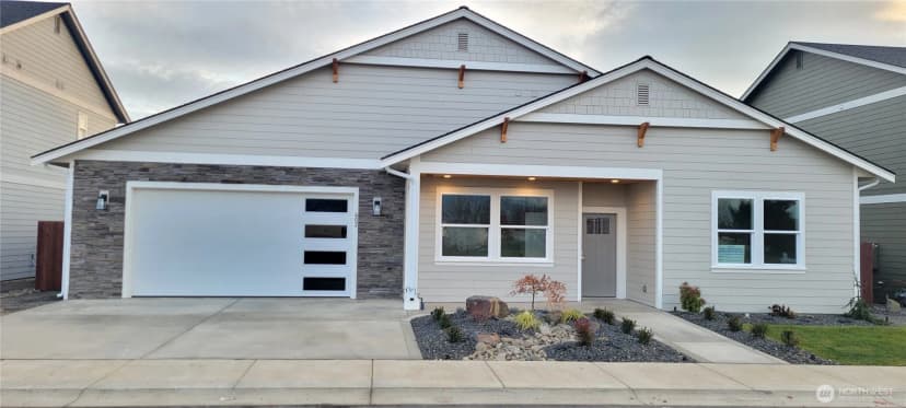 Property photo for 402 E Heatherstone Court, Ellensburg