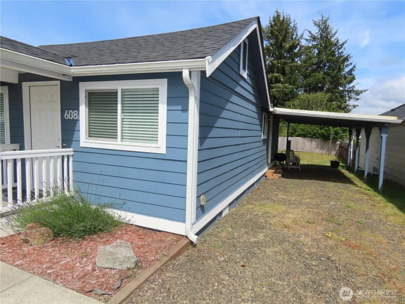 Property photo for 608 N Forrest Street, Westport photo 3