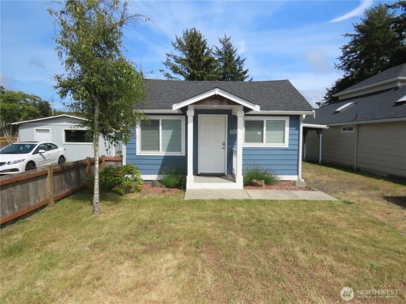 Property photo for 608 N Forrest Street, Westport