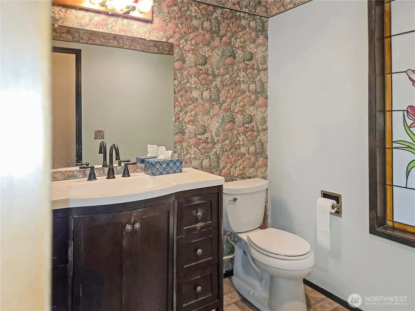 Property photo for 2283 Darvic Place, Oak Harbor photo 21