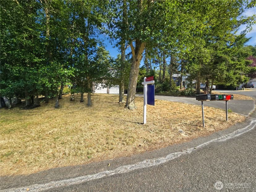 Property photo for 2283 Darvic Place, Oak Harbor photo 38