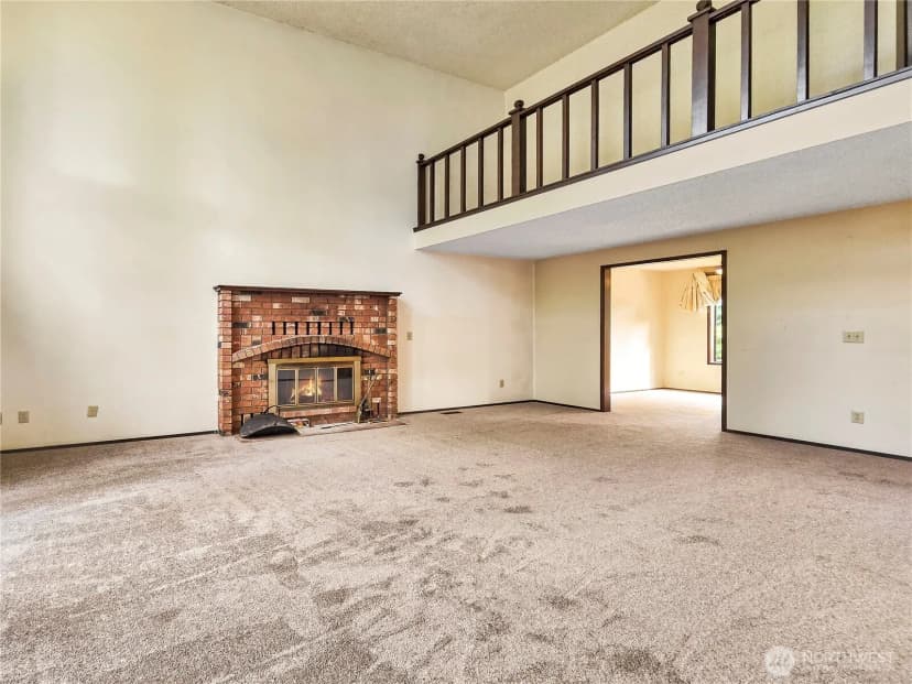 Property photo for 2283 Darvic Place, Oak Harbor photo 8