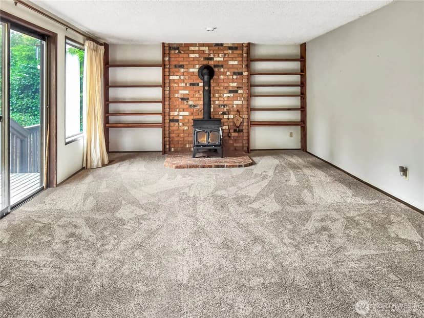 Property photo for 2283 Darvic Place, Oak Harbor photo 14