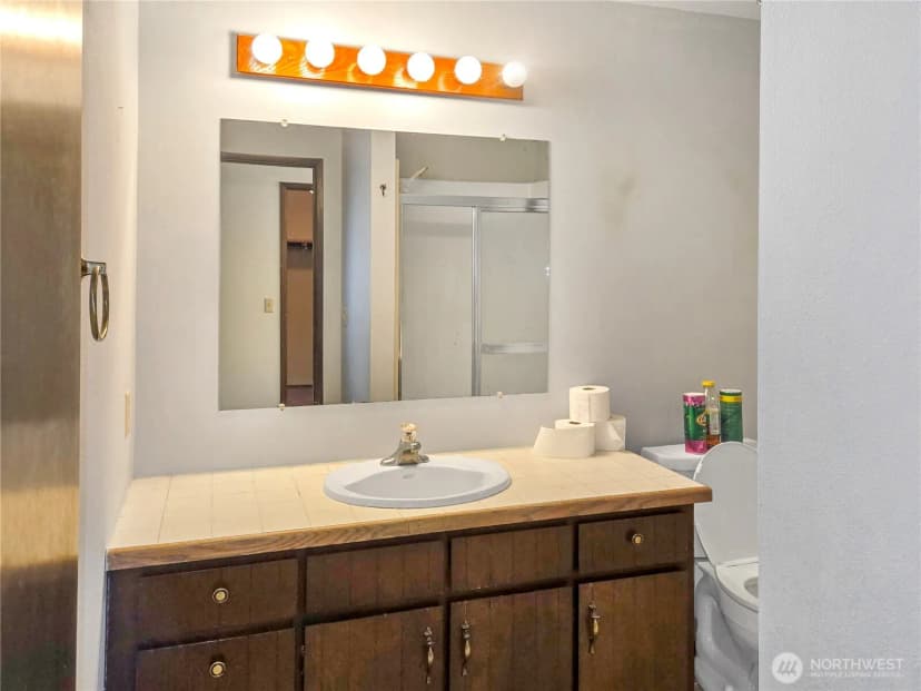 Property photo for 2283 Darvic Place, Oak Harbor photo 36
