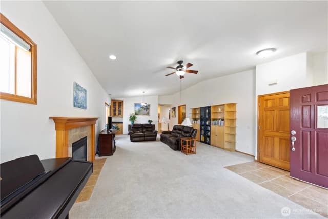 Property photo for 16314 2nd Drive Se, Bothell photo 3