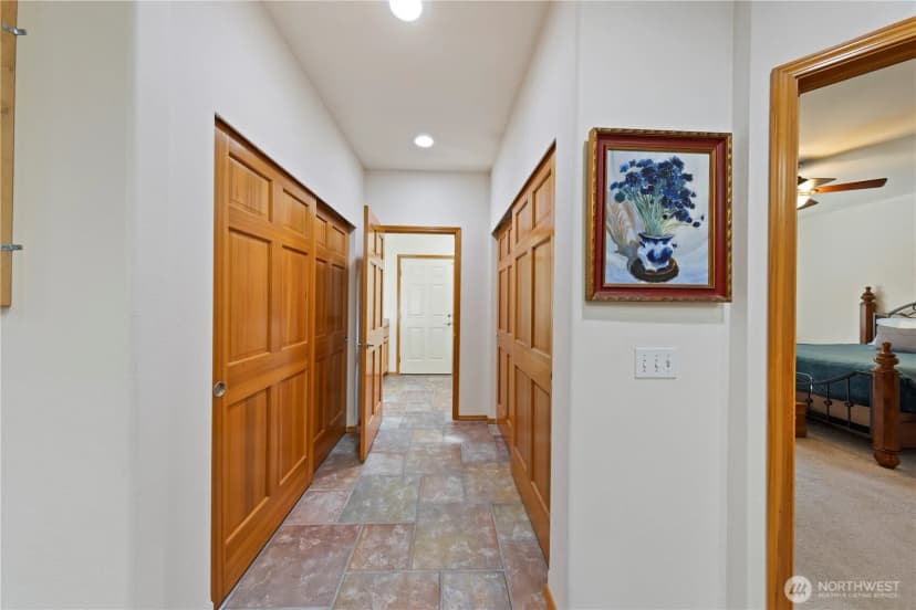 Property photo for 16314 2nd Drive Se, Bothell photo 10