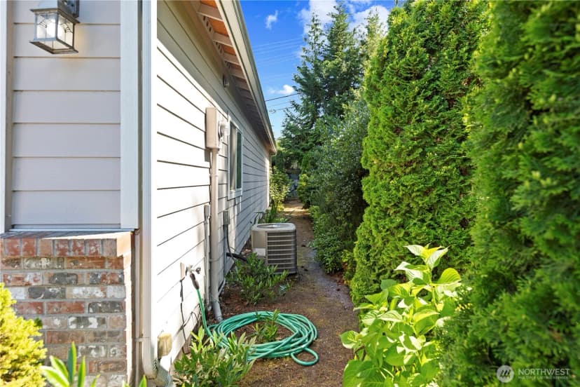 Property photo for 16314 2nd Drive Se, Bothell photo 27