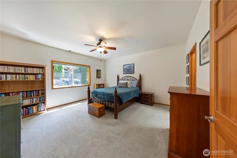 Property photo for 16314 2nd Drive Se, Bothell photo 13