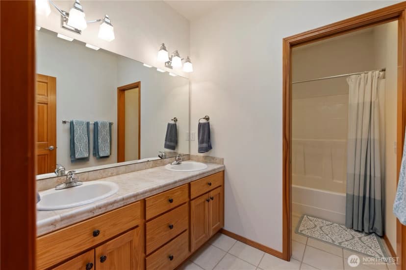Property photo for 16314 2nd Drive Se, Bothell photo 23