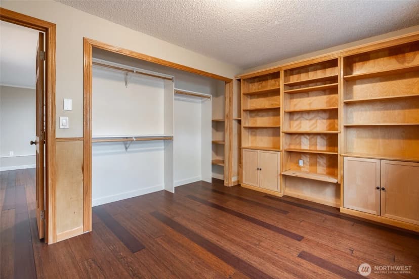 Property photo for 3918 Commencement Bay Drive, Tacoma photo 26