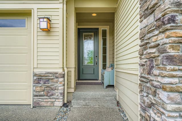 Property photo for 18413 145th Street E, Bonney Lake photo 3
