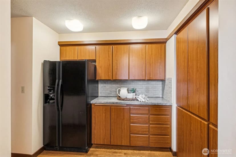 Property photo for 808 Percival Street Sw, Olympia photo 11