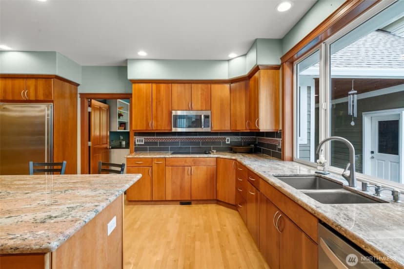 Property photo for 5417 Boulevard Extension Road Se, Olympia photo 6