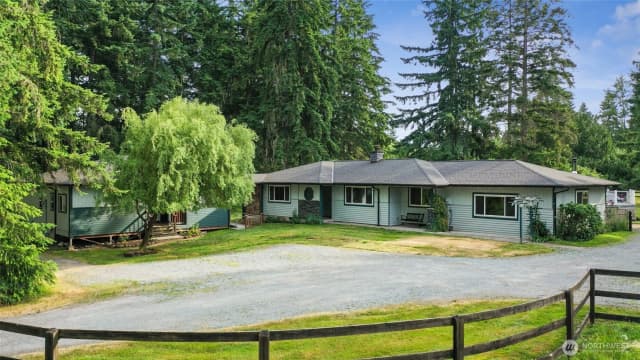 Property photo for 34714 50th Avenue S, Roy