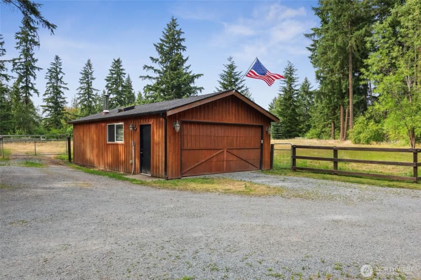 Property photo for 34714 50th Avenue S, Roy photo 18