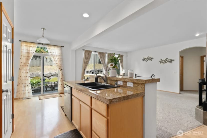 Property photo for 1830 23rd Street, Snohomish photo 9