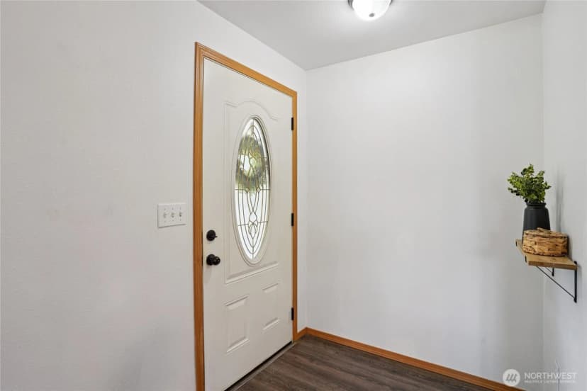 Property photo for 17230 Heather Lane Se, Yelm photo 6