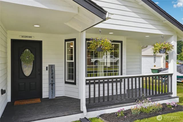 Property photo for 17230 Heather Lane Se, Yelm photo 4