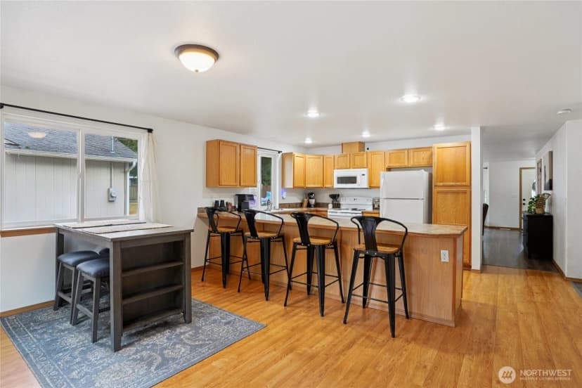 Property photo for 17230 Heather Lane Se, Yelm photo 12