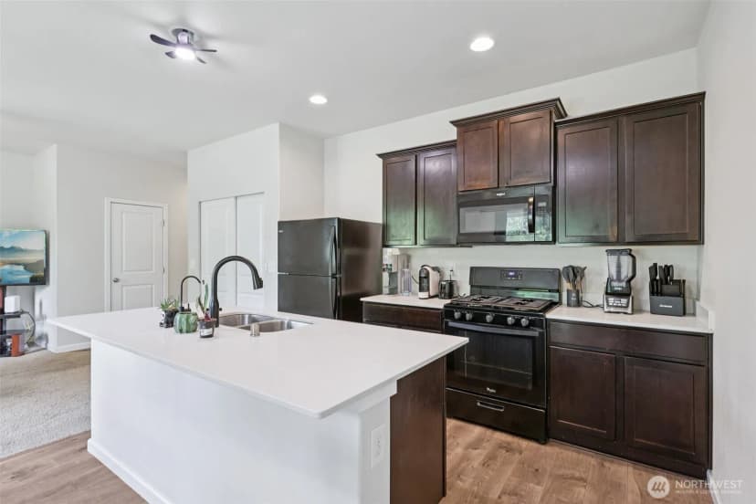 Property photo for 32803 Marguerite Lane, Sultan photo 5