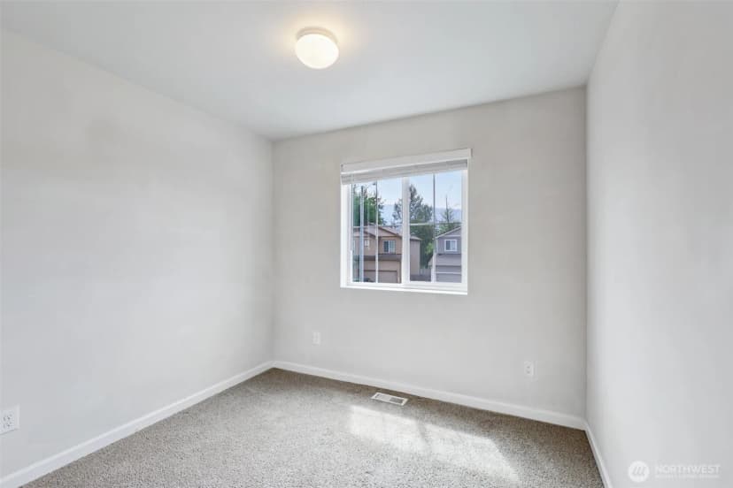 Property photo for 32803 Marguerite Lane, Sultan photo 13