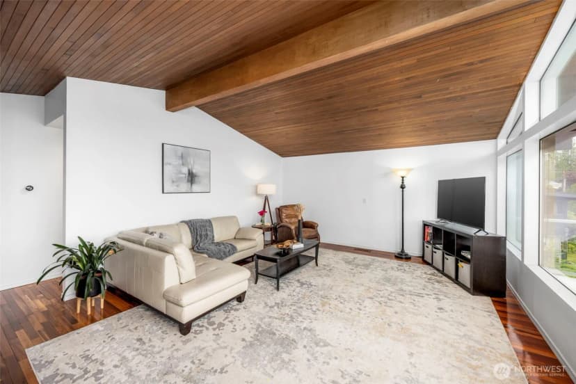 Property photo for 8717 182nd Place Sw, Edmonds photo 10