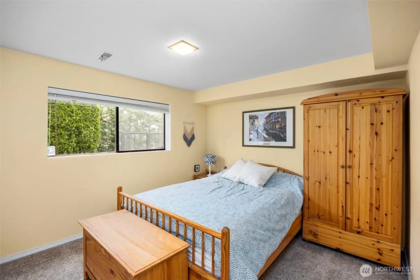 Property photo for 8717 182nd Place Sw, Edmonds photo 32