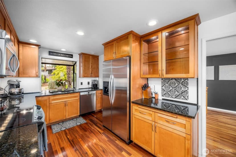 Property photo for 8717 182nd Place Sw, Edmonds photo 14